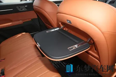 捷途山海L7 PLUS：家用中型SUV的新标杆，旅行小房车-2