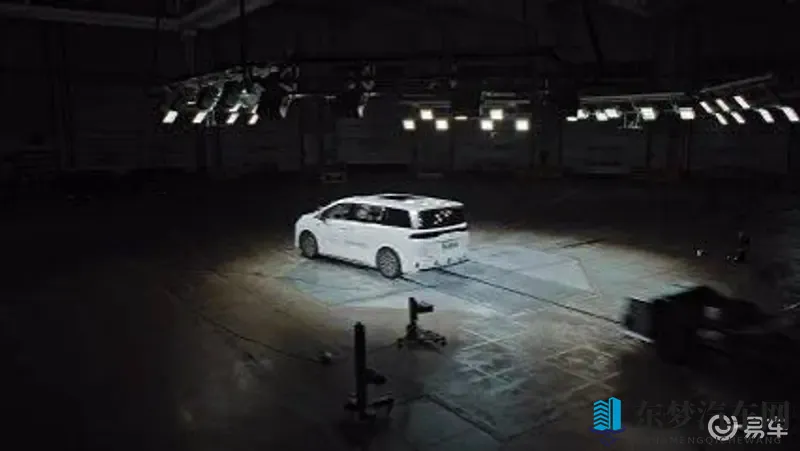 比亚迪夏超越国标，安全性能惊人-1