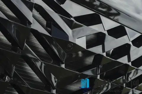 试驾星光730：家用MPV怎么选？7座空间+电滑门，真香！-2