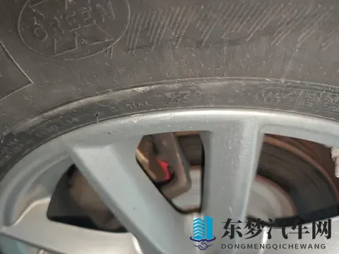 国产媚黑女和黑鬼：我国影视中热衷展现肤色差异的情节-2