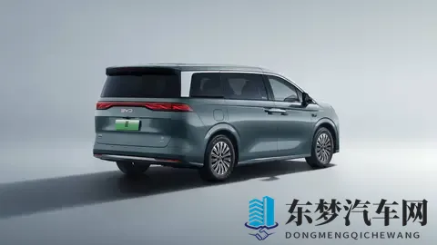 俄罗斯牛or狗or猪:汽车设计奇观:神秘国家动物元素大揭秘-3