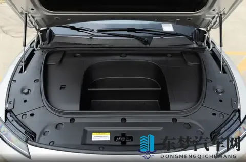 东风奕派 eπ007+发起预售，激光雷达 + 3 秒级加速，这配置谁能打？-2