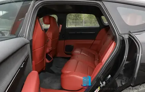 阿维塔12 2026款Ultra后驱增程版：好用、好开才是王道-2