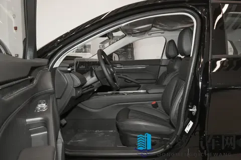 15万级合资B级车优选！2025款蒙迪欧豪华型深度试驾报告-3