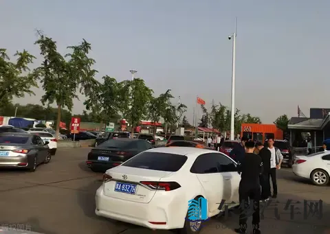 高速服务区停车休息要小心，自备这些应急工具，预防被坑！