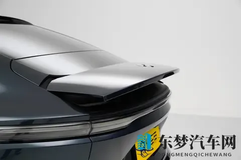 家用商用都合适，想买行政旗舰轿车，可以看看蔚来ET9-1