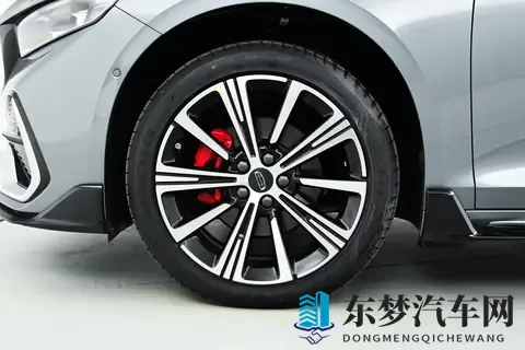 A级燃油轿车里,吉利星瑞为什么能一直卖得这么好?-1