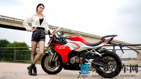 骑上四缸仿赛去兜风—与生活和解的最好方式-2