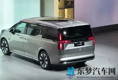 最大续航可达738km！沃尔沃全新SUV的渲染图曝光-1