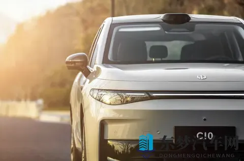 别被网上的舆论骗了，你的工资适合买什么车-1