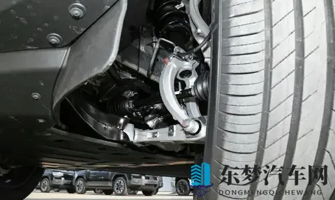 20万级插混SUV新优选!方程豹钛7智能配置超丰富,续航1300km-2