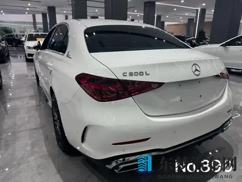 23年准新奔驰C级，一手车源13万公里，豪华触手可及？-1