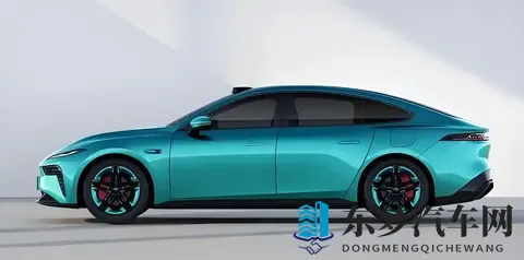 发力了！东风奕派eπ007+ 颜值、智能、操控都有了，还有大彩蛋？-2