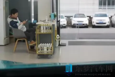 全系激光雷达+8295芯片，预售1499万起，这款车能火吗？-1