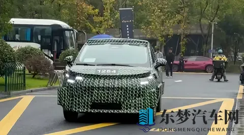 零跑 A10 谍照突袭！全新 A 系列首车，会是下一个爆款吗？