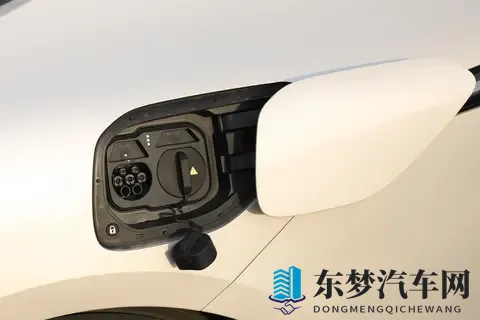 2599万起的豪华暴击！阿维塔12四激光版：四激光雷达+华为ADS-1