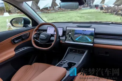 限时929万起，第五代奇瑞瑞虎8上市！两套前脸_内饰造型，配大屏-2