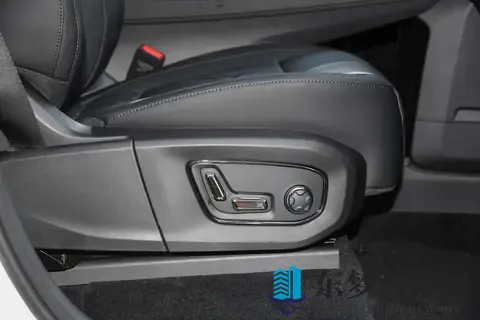 它为何受明星喜爱？沉浸式体验极氪009，它如何适配多元出行场景-1