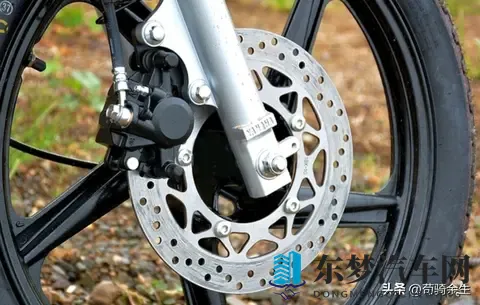 雅马哈YBR150Z 19L油耗+700续航，皮实耐造才是核心？-3