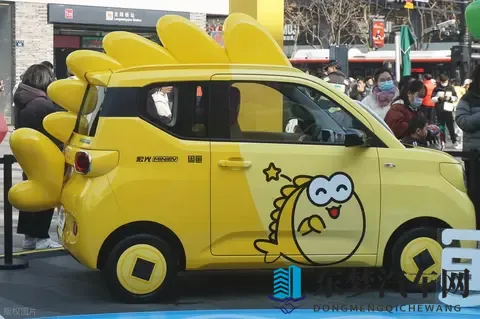 宏光 MINIEV 卖疯了，网友说：这是消费降级了，真的是这样吗？-1