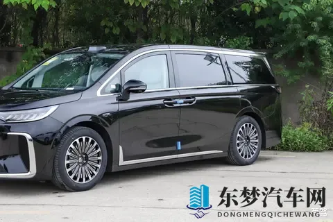 岚图第 30 万辆车下线东风汽车冲刺年度新能源 100 万销量目标IT之家-1