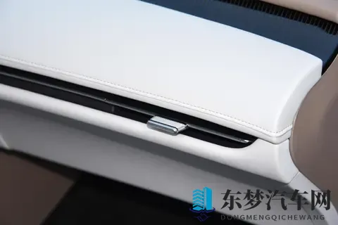 风云A9L光辉（四驱）上市 置换价1719万起