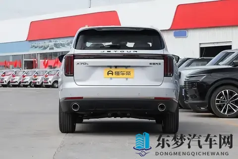 从安全到舒适，这台SUV或许能重新定义“家用硬核”-3