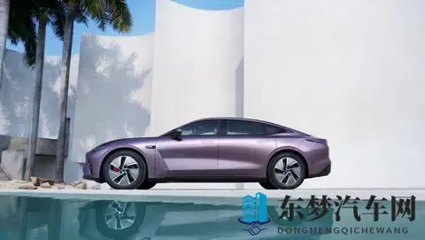 安全与操控兼得 深度体验2025款星纪元ES的务实哲学-3