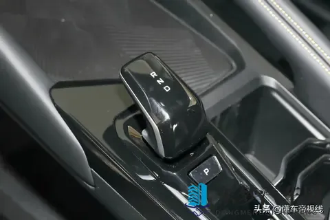 新车|竞争传祺GS3_搭15T动力,吉利缤越L Battle版11月15日上市-2