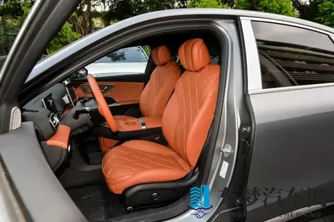 预算15万内就能买的C级插混,这3款值得一看,还带按摩座椅-2