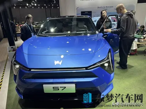 特斯拉和全球汽车大厂在进博会上与中国电动汽车展开角逐-2