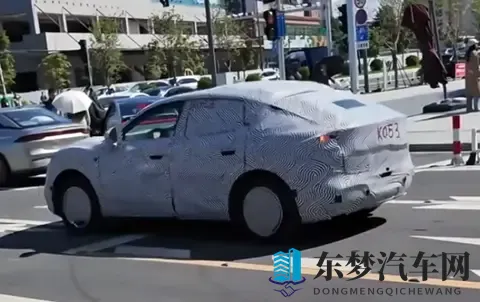 小鹏MONA SUV要来了，轿跑SUV风格， 2026年推出-1