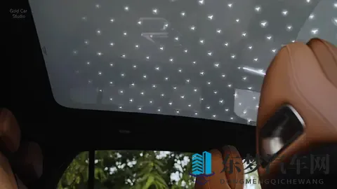 全新2026款奔驰GLC 400豪华EQ SUV揭秘：创新技术与高性价比-2