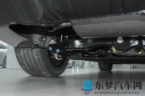 里程无忧的轿跑新姿态：东风奕派eπ007+增程版深度体验-2