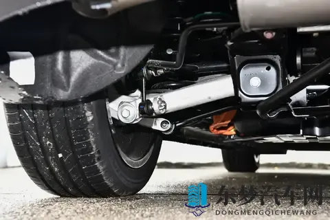 预算15万内就能买的C级插混,这3款值得一看,还带按摩座椅-1