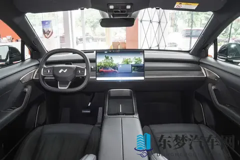 2359 万可换电更保值?家用纯电乐道 L60 740km 续航 119kWh 能耗解读-1