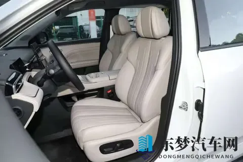 试驾埃安i60高功纯电版：空间智能拉满，10万级纯电惊喜-2