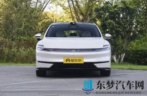 长安启源A06杀入二十万级市场，全副武装卷翻竞品？