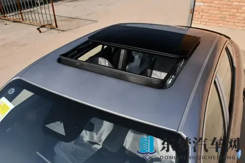 10万级运动轿车怎么选？看这款：第三代领克 03-1