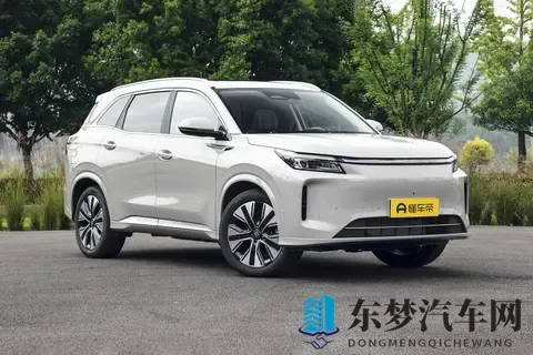 1398万起！赛力斯再添爆款，全能选手第三代蓝电E5 PLUS-3