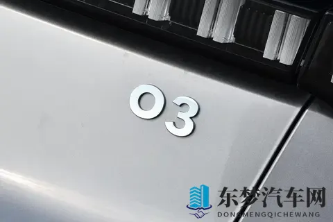 第三代领克03掀桌子了！272马力配爱信8AT，10万级家轿太“卷”了