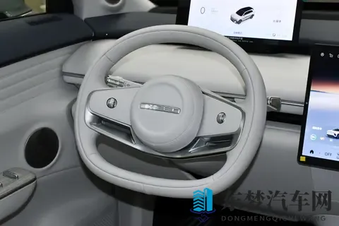 家用大5座推荐！1898万起，配8295芯片+20底盘，家用真香-1