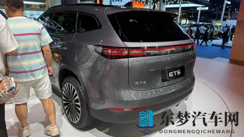 综合最大续航超过1300km！星纪元ET5将于2025年11月13日开启预售-2