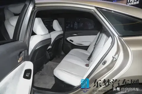 雷克萨斯ES“换标车”拿出诚意,降至1077万,月销10031台,真香-2