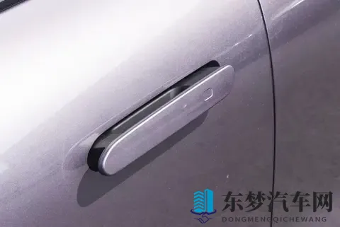 试驾星纪元ES,全家人都满意,综合续航1645公里,性价比确实高!-2