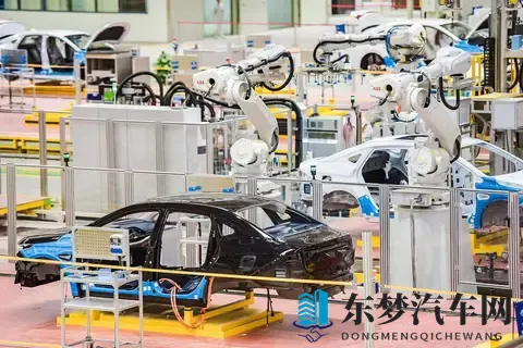 “退补”倒计时！10月卖出2辆新车就有一辆新能源-1