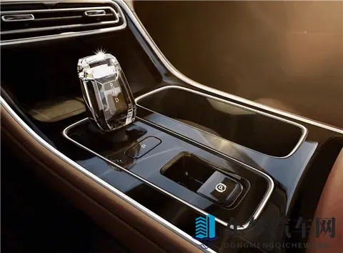 按摩一级婬乱片A片：成人按摩视频，涉及敏感内容-1