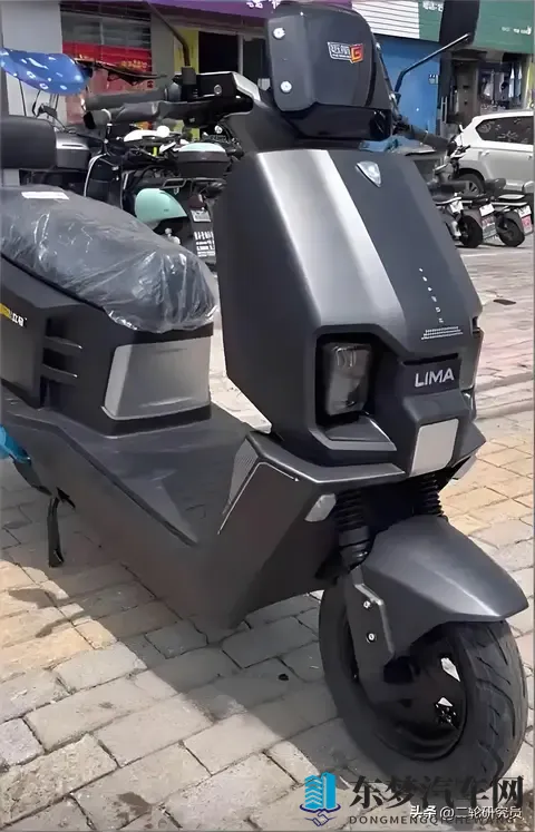 8x8x华为海外免费2024:2024华为海外行动,免费体验全面开启-3