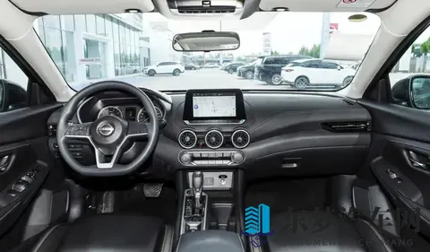 知足吧！日产轩逸海外卖17万，国内现款才7万多起！-1