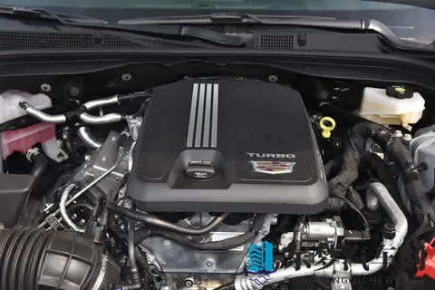 不到30万落地 后驱+限滑差速器+美系豪华，凯迪拉克CT5配置解析-2